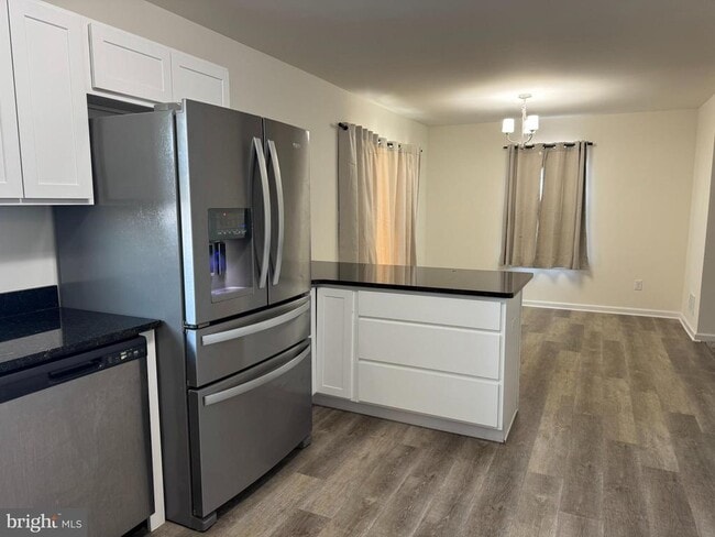 Photo - 267 Doylestown