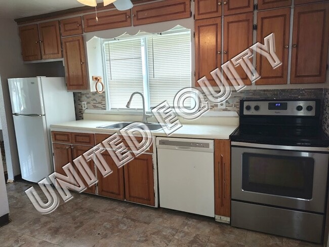 Photo - 3401 Earlham Dr