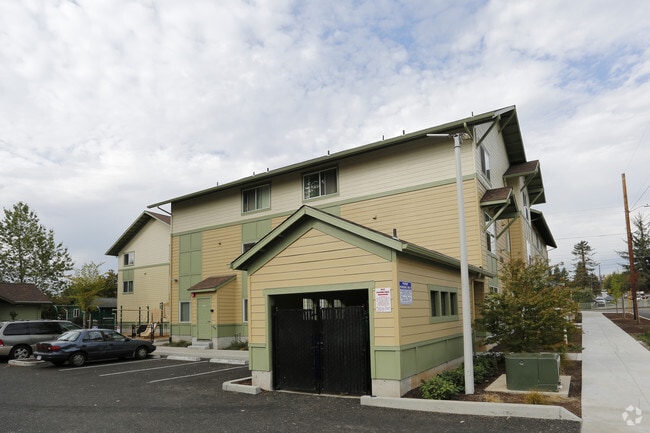 Photo - Irish Moss Plaza Apartments