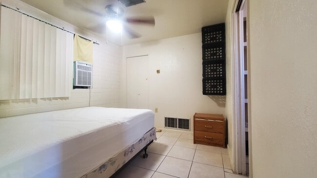 Photo - 822 W Rocalla Ave