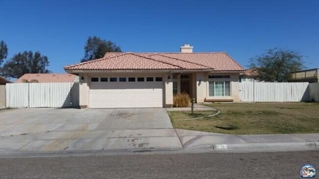 Building Photo - 545 Sagebrush St Rental