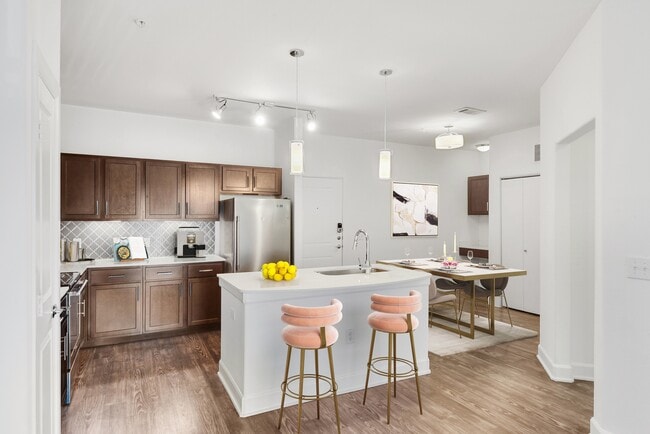 Photo - Ambrosio Apartments