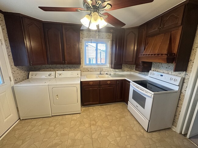 Photo - 1926 Boaz Rd