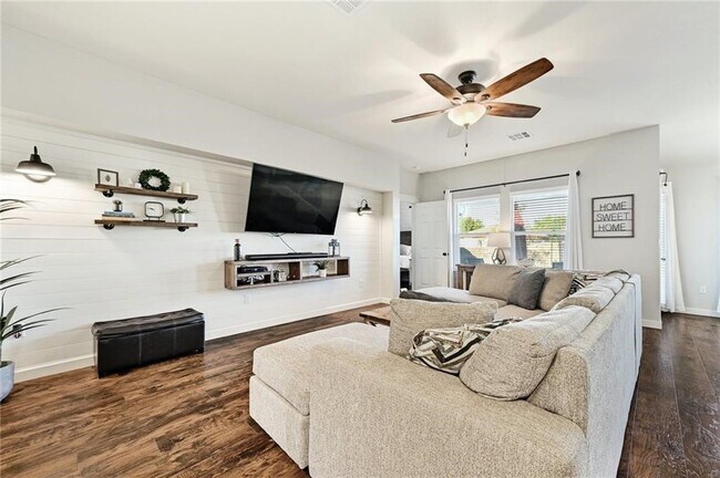 Photo - 436 Musgrav-