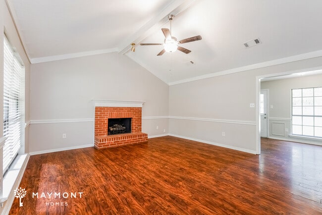 Photo - 195 Dogwood Cir