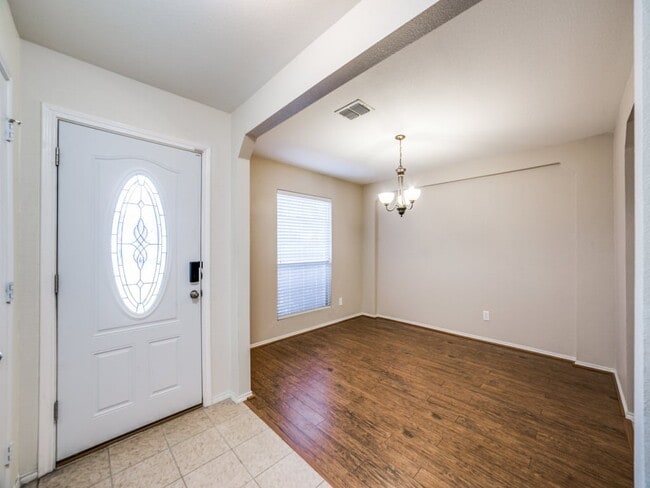 Photo - 216 Weeping Willow