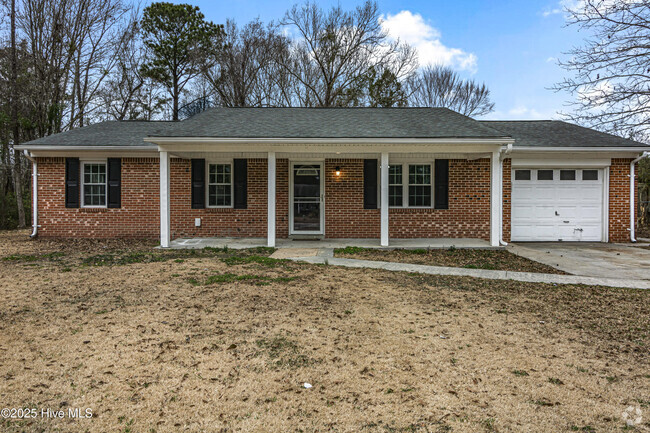 Building Photo - 236 White Oak Blvd Rental