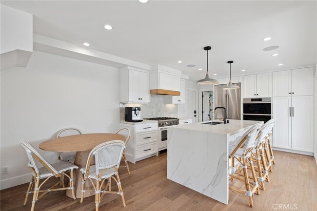 Photo - 300 Coral Ave