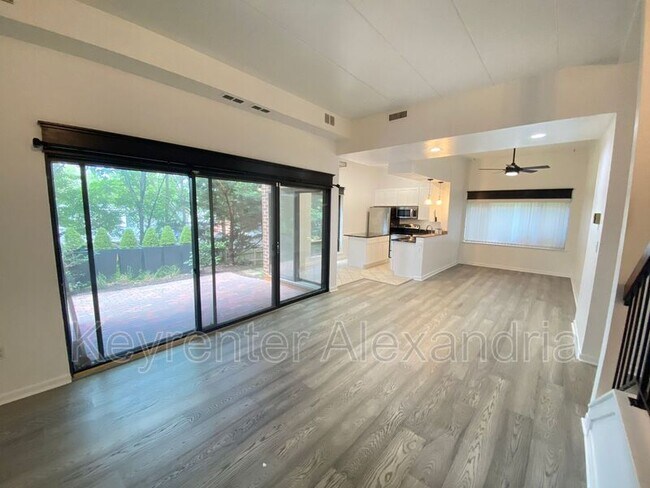 Photo - 124 Roberts Ln Unidad 101