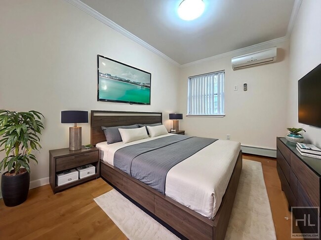 Photo - 70 STREET Unit 3