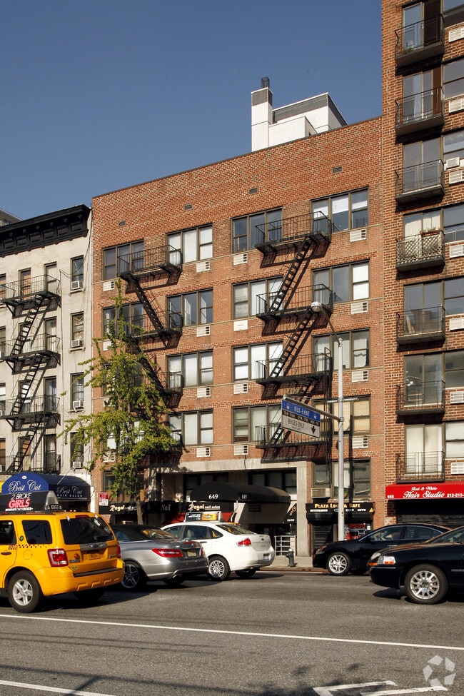 Photo - 649 2nd Ave