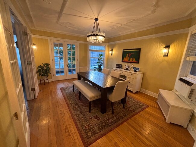 Dining Room - 642 W Bittersweet Pl