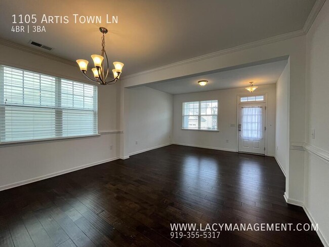 Photo - 1105 Artis Town Ln