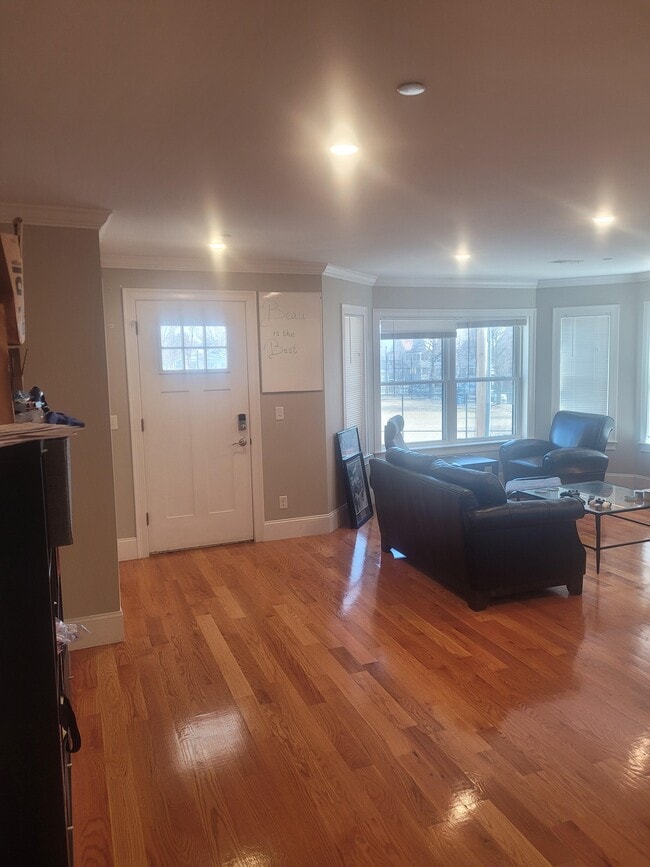 Photo - 116 Holland St Unidad 2L