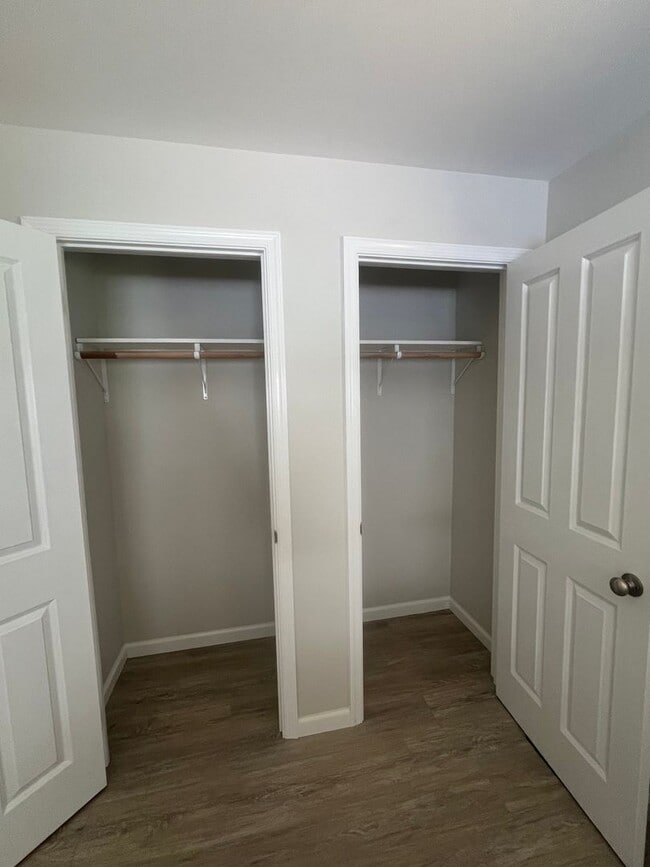 Photo - 403 D St