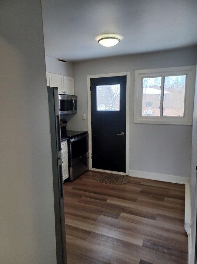 Photo - 32 Washburn St Unit 22