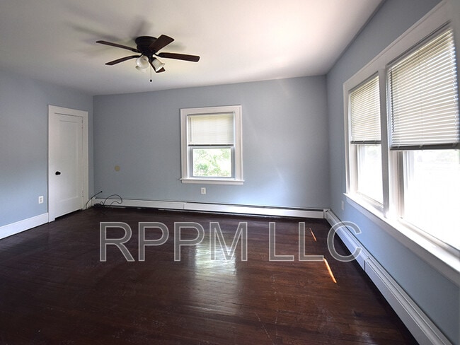 Photo - 488 Heywood Ave