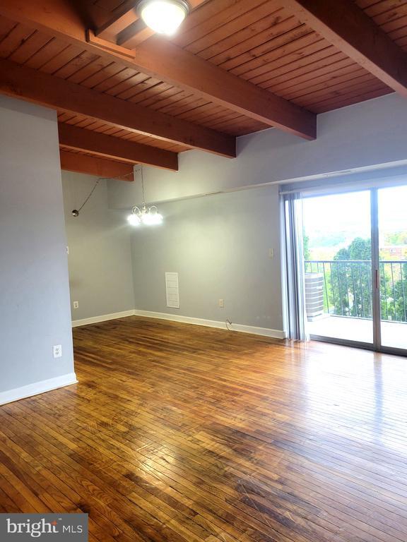 Building Photo - 5532 Karen Elaine Dr Unit 1730