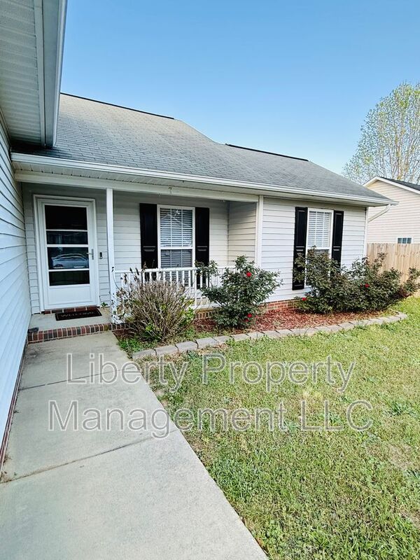 Photo - 805 Broadmore Dr