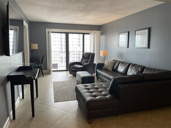 Photo - 1201 S Ocean Dr Unidad 1107S