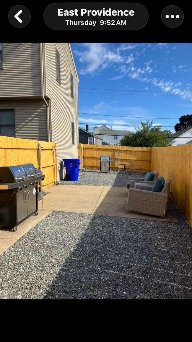 114 Lyon Ave Unidad 114 Lyon Avenue East Providence, RI