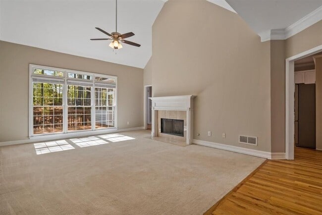 Photo - 4735 Dartmoor Ln