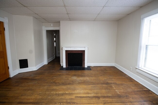 Photo - 1403 Hinkson Ave Unit Apt 1