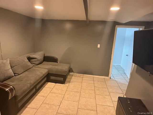 Photo - 113-17 209th St