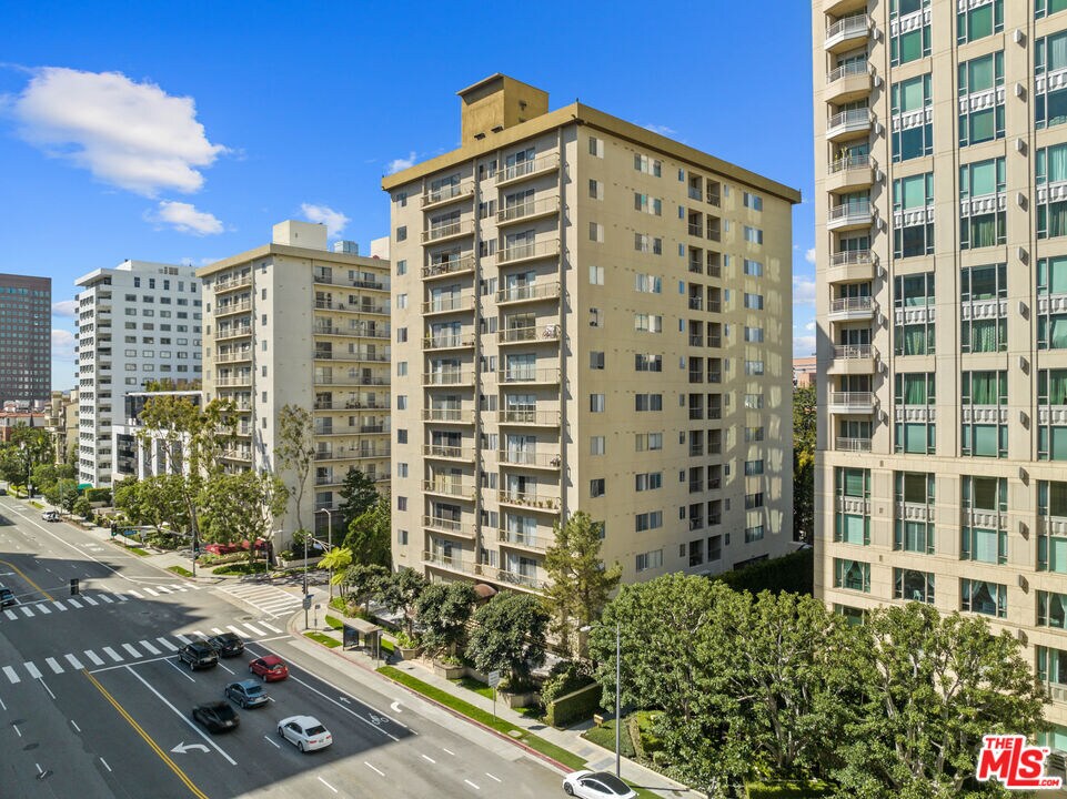 Photo - 10747 Wilshire Blvd Unidad 805 Rental