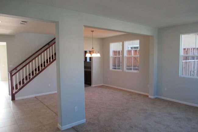 Photo - Gorgeous 4 Bed/2.5 Bath in Perfect Pittsburg Location