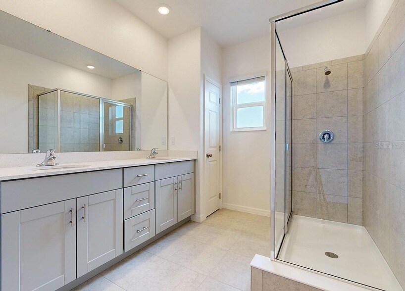 Photo - 1350 Flatwood St