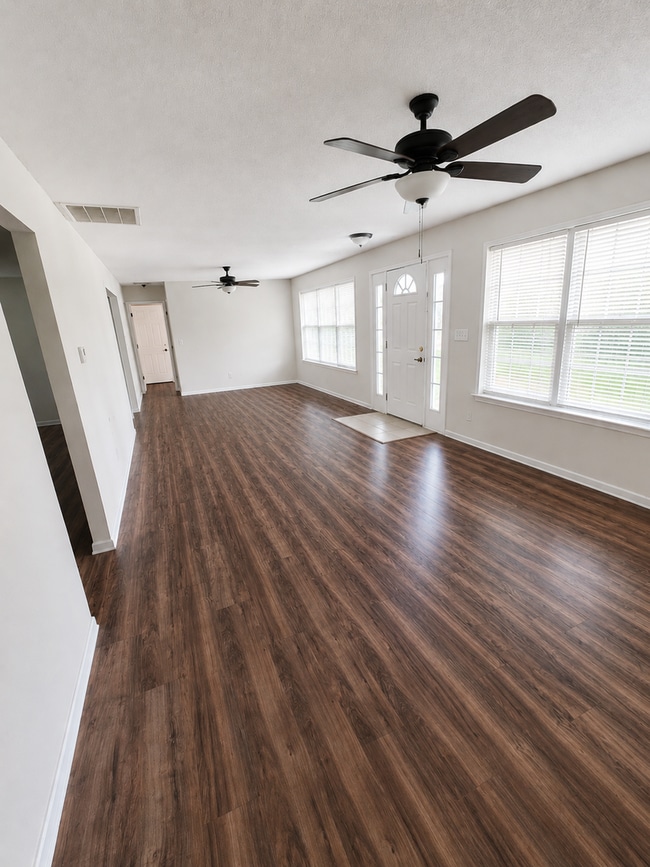 Photo - Beautiful 3BD/2BA