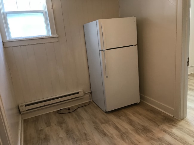 Photo - 208 5th Ave SW Unit 4