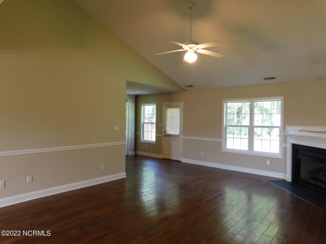 Photo - 1504 Mesquite Ct