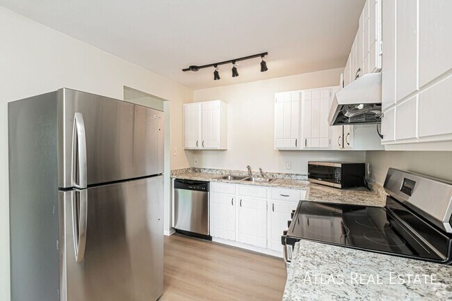 Building Photo - 9401 W 65th Ave Rental