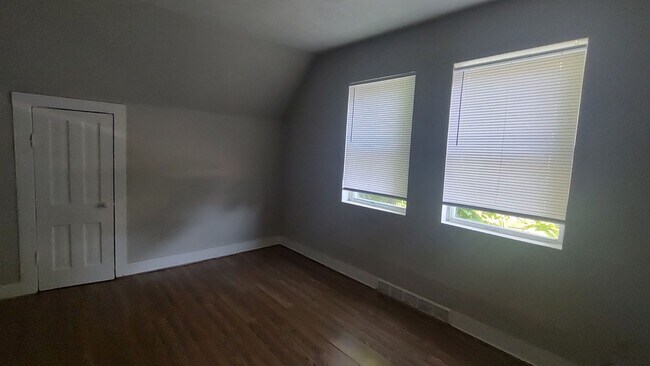 1115 Dorcas St Unidad 1115 Dorcas St. Unit 3