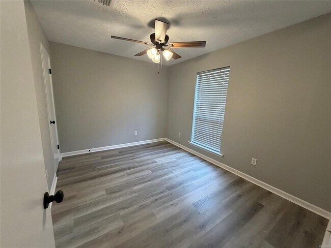 463 Durden Rd