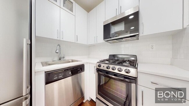 Building Photo - 151 Mott St Unit 5 Rental