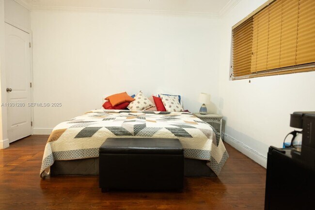 Photo - 6260 SW 24th St Unit B