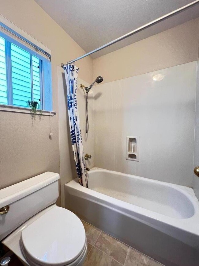 Photo - 2052 Jamison Pl