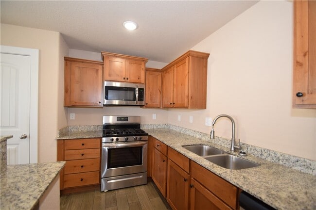 Photo - 1572 Sandpiper St