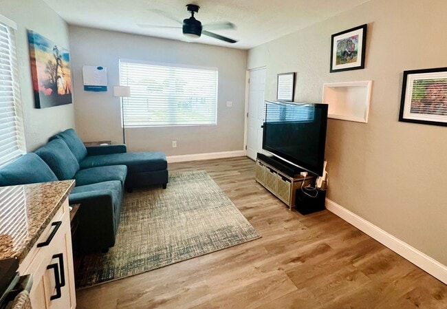 Photo - 401 S Mars Ave