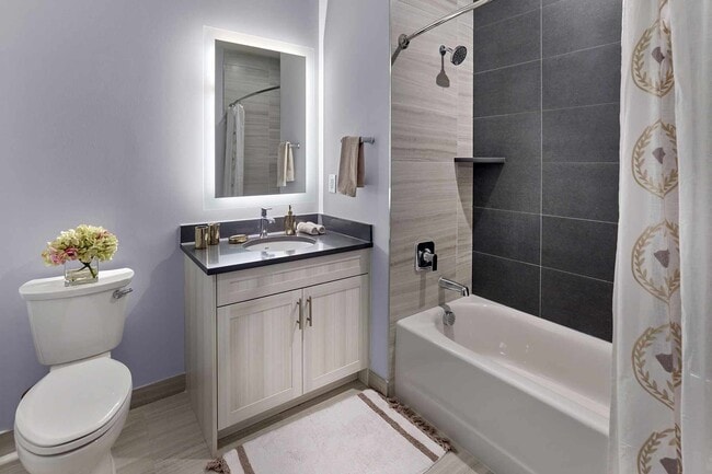 Photo - Vermella Garwood Station