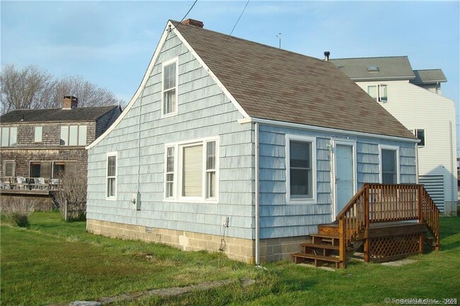 Building Photo - 9 Skipper St Rental