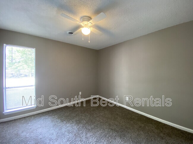 Photo - 5008 Greenbranch Cove