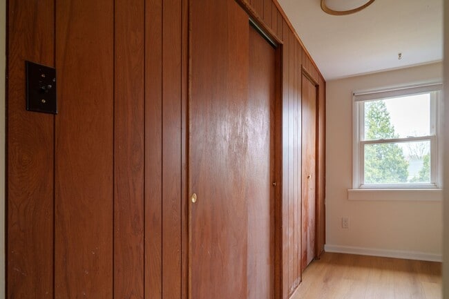 Photo - 3157 Shadeland Ave Unit Apt 1