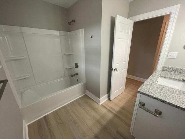 Photo - 3 Bedroom 1 Bath Totally Renovated Propoerty.