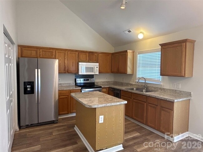 Photo - 3660 Lake Spring Ave NW