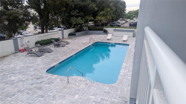 Photo - 1251 NE 108th St Unidad 415