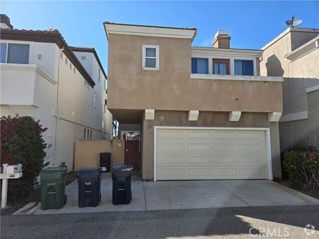 Building Photo - 624 Goldenwest St Rental